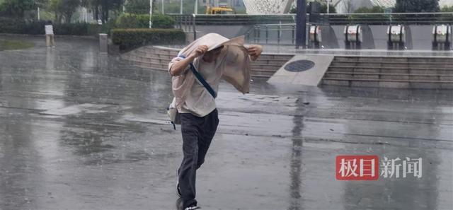大到暴雨横扫湖北东部和南部！雷暴大风最大11级，注意安全