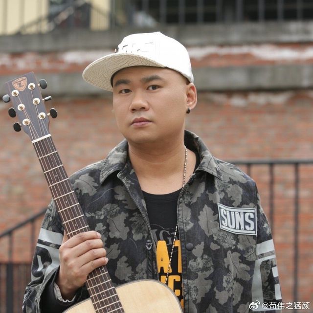 张杰发长文悼念苟伟，回忆21年前相识细节，知情人：他走的时候很平静