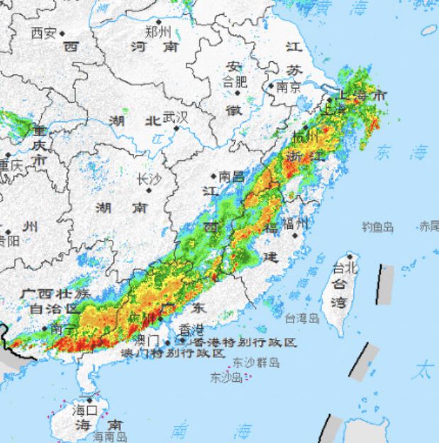 杭州萧山机场今日航班起降正常，受天气影响华南方向有延误