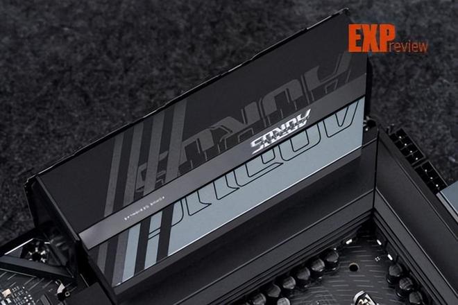 技嘉Z890AORUS ELITE WIFI7评测：200SBoost功能显著改善游戏性能