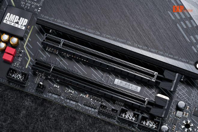 技嘉Z890AORUS ELITE WIFI7评测：200SBoost功能显著改善游戏性能