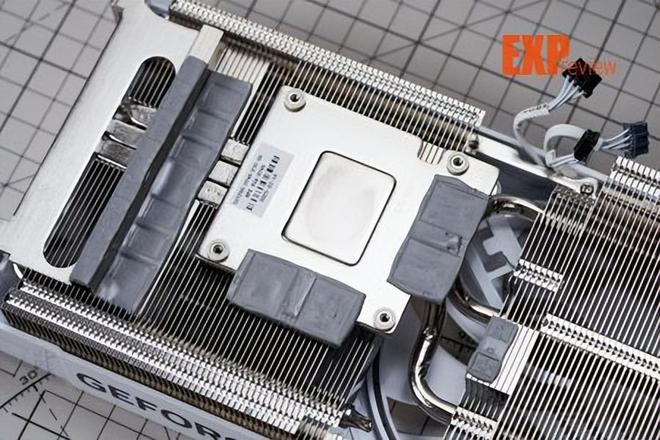 耕升RTX5060Ti16GB踏雪X3 OC评测:极简白色造型，优秀的2K主流卡