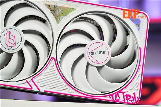 iGame GeForce RTX 5070 Ultra W OC评测:是霓虹潮玩2K游戏利器