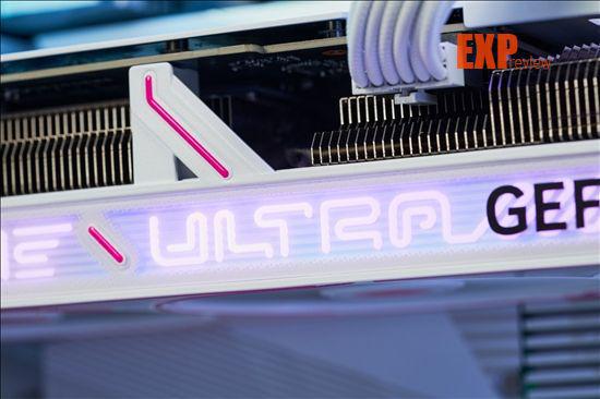 iGame GeForce RTX 5070 Ultra W OC评测:是霓虹潮玩2K游戏利器