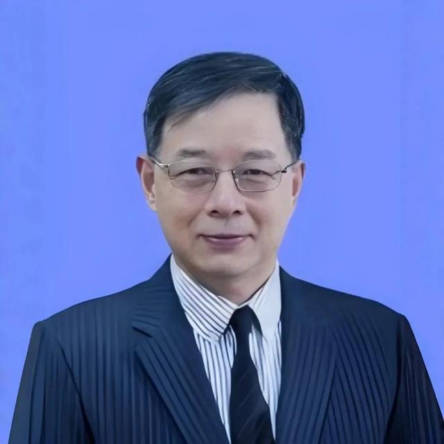 福耀科技大学多位院长亮相