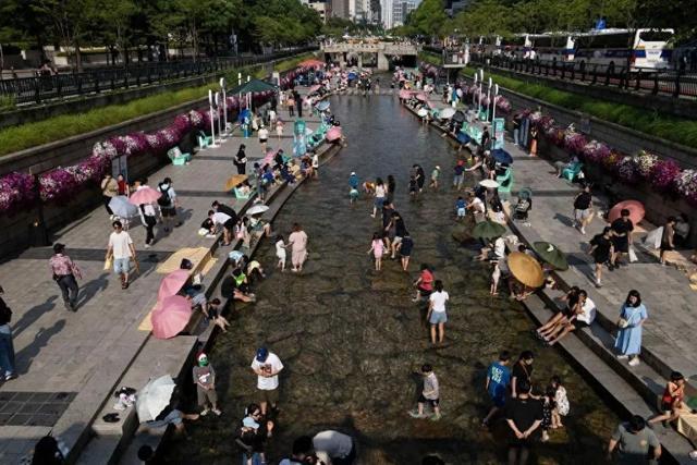 超40℃，韩国高温刷新多项纪录，因此就医人数同比激增83.2%
