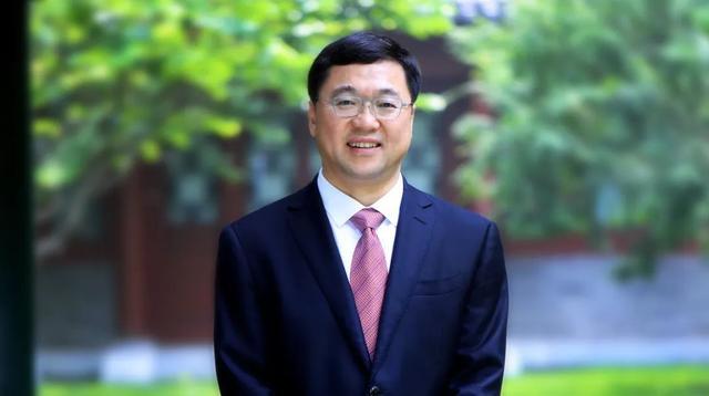 清华大学领导班子有调整，两位“70后”履新副校长